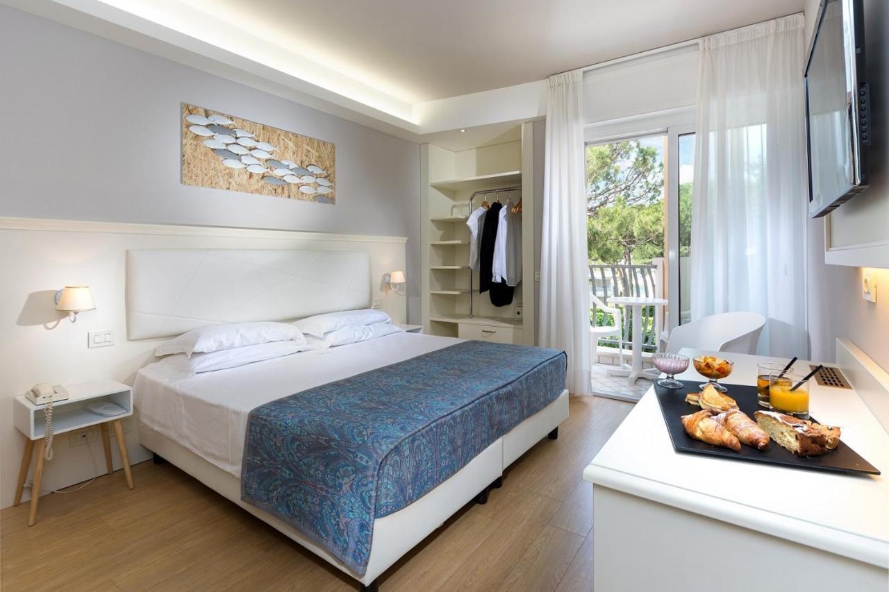 Hotel Croce Di Malta Lignano Sabbiadoro Exteriér fotografie